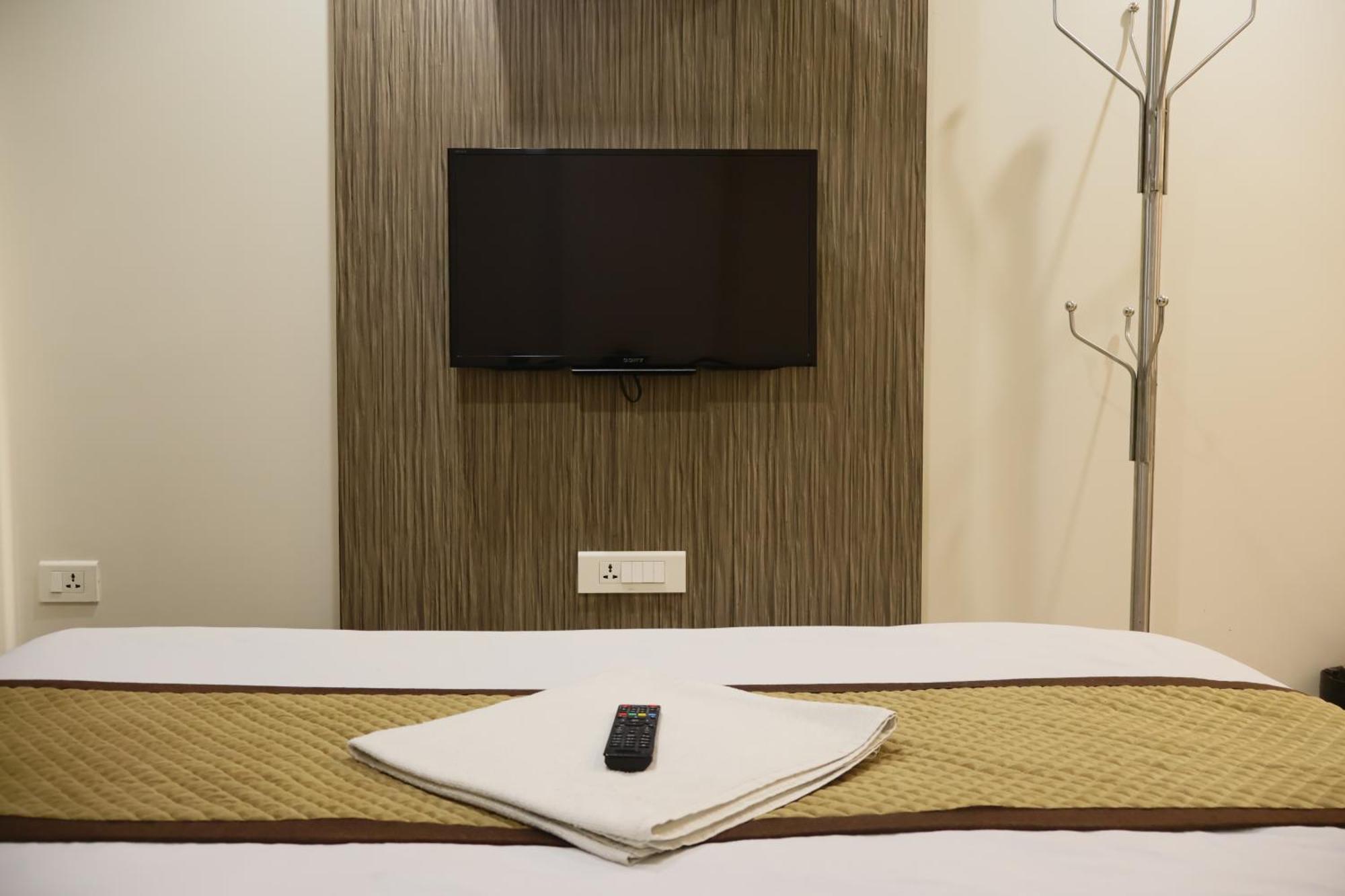Hotel Kabir Ahmadábád Kültér fotó