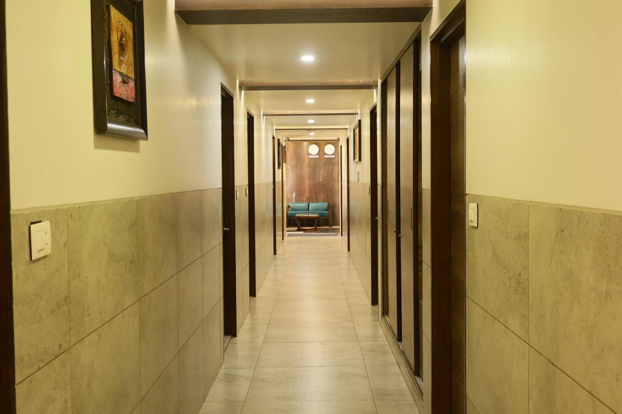 Hotel Kabir Ahmadábád Kültér fotó