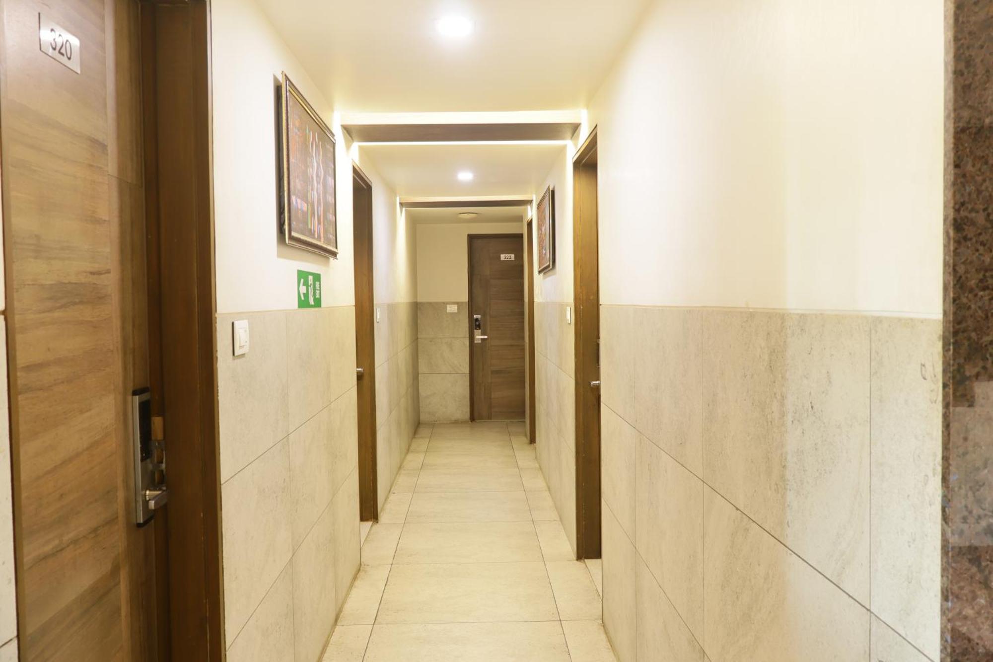 Hotel Kabir Ahmadábád Kültér fotó