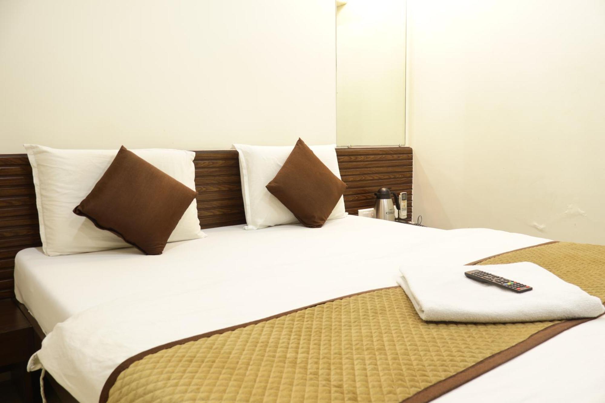 Hotel Kabir Ahmadábád Kültér fotó