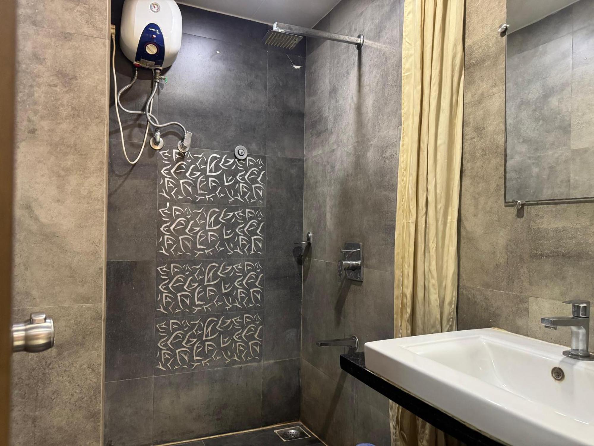 Hotel Kabir Ahmadábád Kültér fotó
